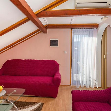 Beautiful Apartment In Matulji With Wifi Екстер'єр фото