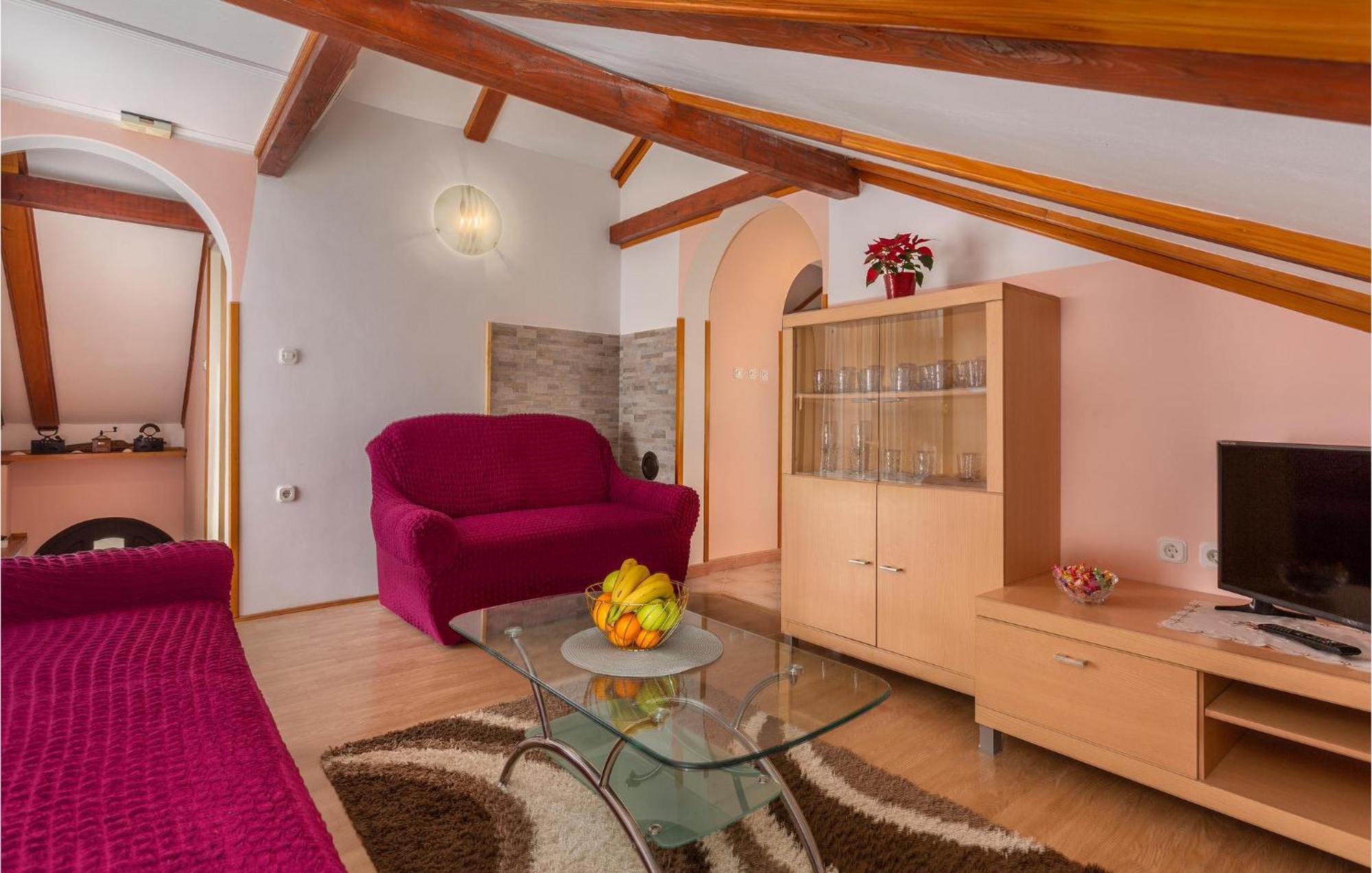 Beautiful Apartment In Matulji With Wifi Екстер'єр фото